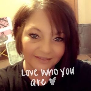 Meet your Posher, Jillian